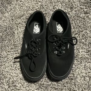 Black vans creepers